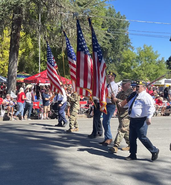4th Colog Guard leading parade