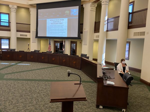 Rachel in the empty Rotunda